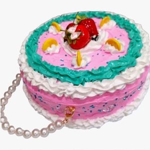 SALE 🤩Barbie 💗 Cake Bag
